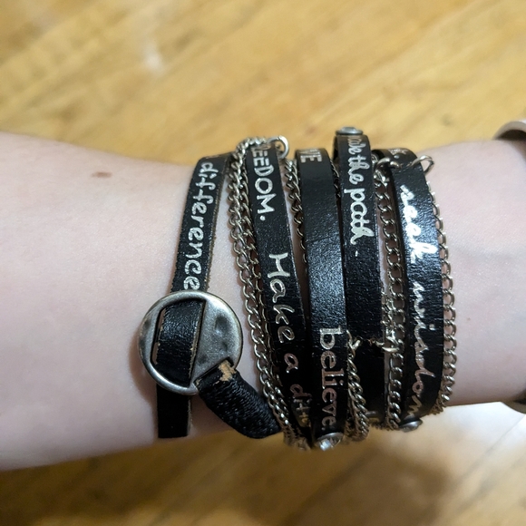 BKE Buckle Leather Chain Inspirational Wrap Bracelets White Black OS - Picture 6 of 8